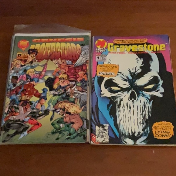 Bundle of 10 Various Malibu Comics - Picture 2 of 7